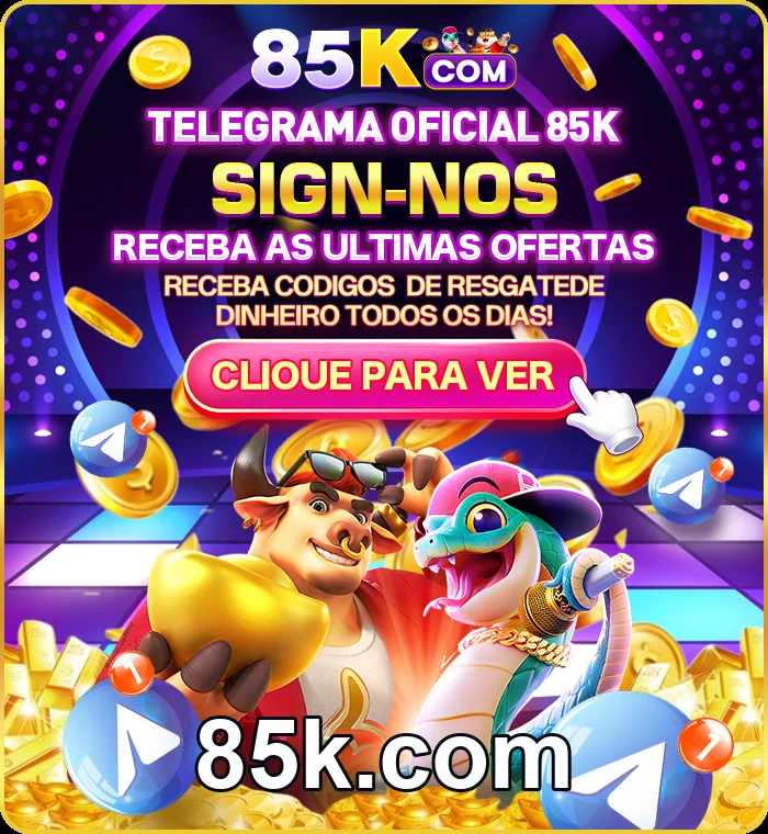 Atendente oferecendo suporte VIP a jogador online